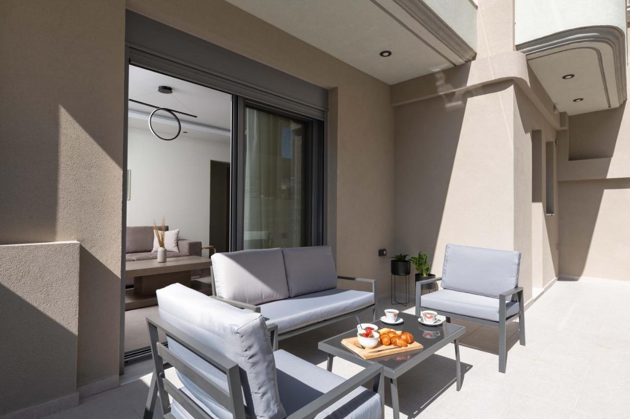 Tsatos Luxury Residence เกรมาสตี ภายนอก รูปภาพ
