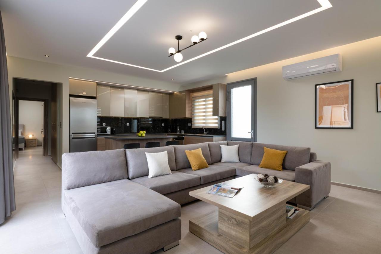 Tsatos Luxury Residence เกรมาสตี ภายนอก รูปภาพ