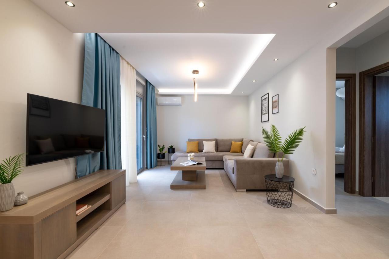 Tsatos Luxury Residence เกรมาสตี ภายนอก รูปภาพ
